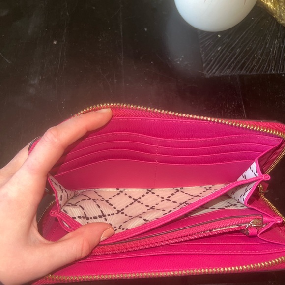 Kate Spade Wallet - Picture 5 of 6